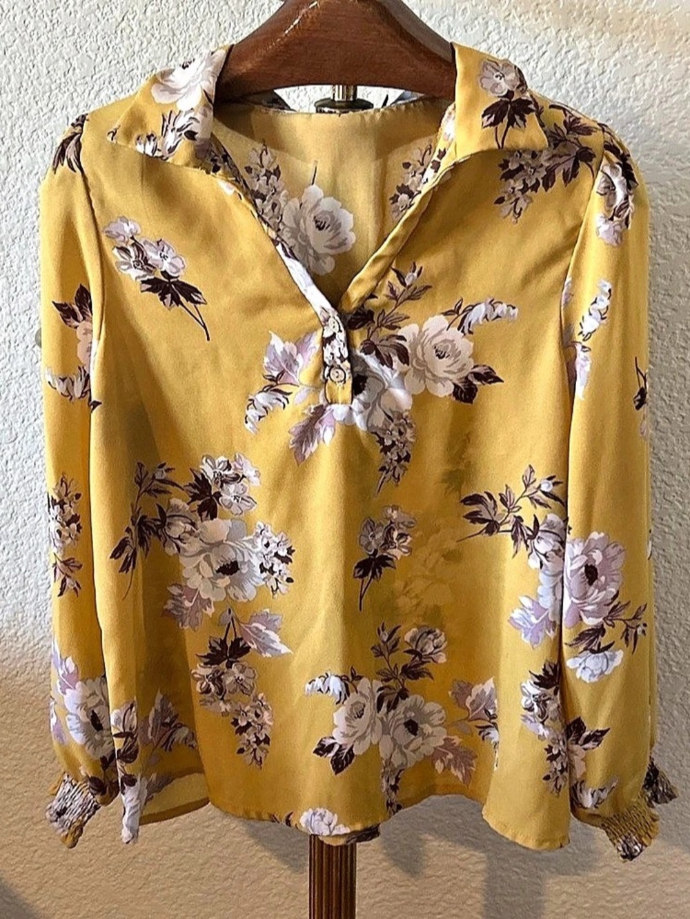 Floral Blouse in Yellow & Purple Like New